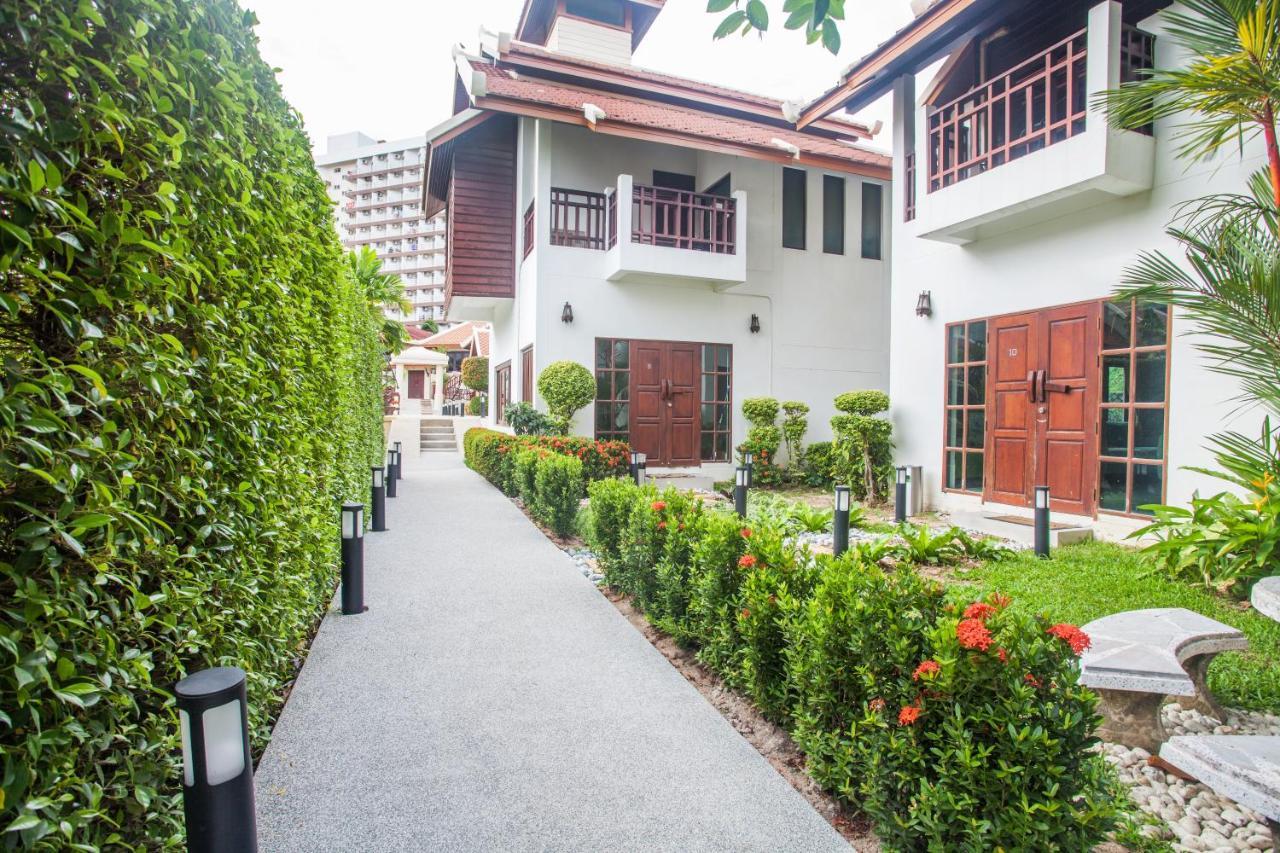 Achawalai Residence Village By Song Jomtien Beach Buitenkant foto